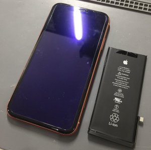 iPhoneXR バッテリー交換