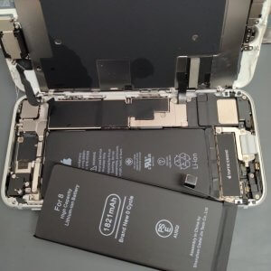iPhone8 バッテリー交換