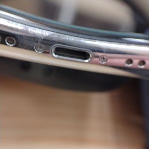 iPhone11 ライトニング交換