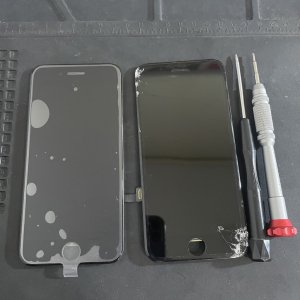 iPhoneSE2 フロントパネル交換