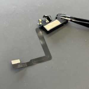 iPhone11 近接センサー交換