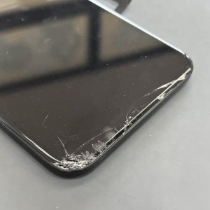 iPhone11 フロントパネル交換