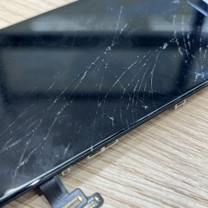 iPhoneSE2 フロントパネル交換