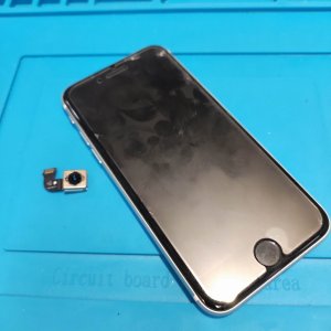 iPhoneSE2 アウトカメラ交換修理