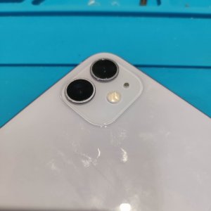 iPhone11 アウトカメラレンズ交換修理