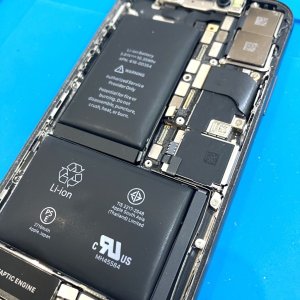 iPhoneXS　バッテリー交換