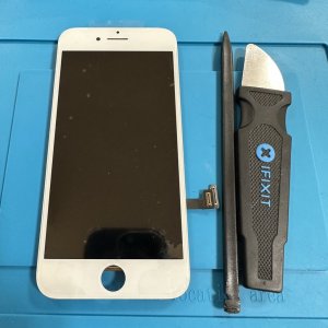 iPhone8 パネル交換