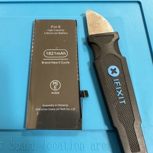 iPhone8 バッテリー交換