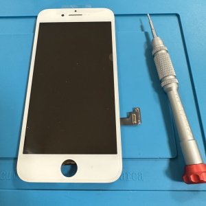 iPhone8 パネル交換