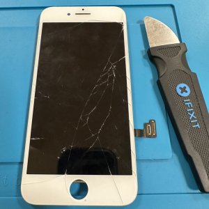 iPhone8 液晶交換