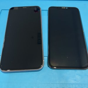 iPhone11 液晶交換