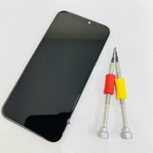 iPhone11 液晶パネル交換