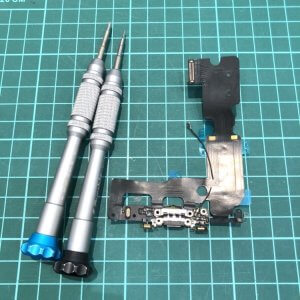 iPhone7プラス ライトニング交換