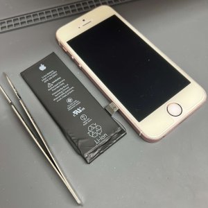 iPhone5SE バッテリー 交換 修理 SE第1世代