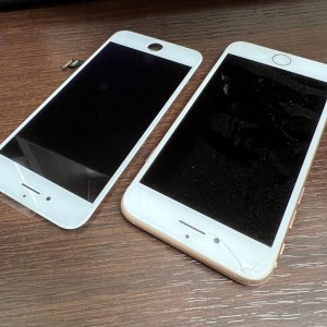 iPhone8 フロントガラスパネル 交換 修理