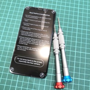 iPhoneXS フロントパネル交換