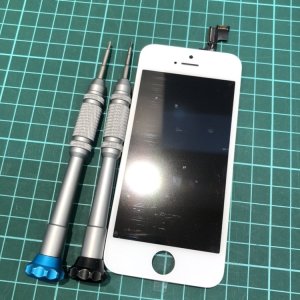iPhone5S 液晶交換