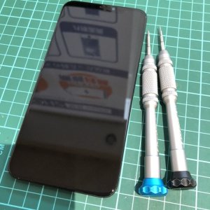 iPhoneXSMax フロントパネル交換