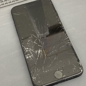 iPhone7 フロントパネル交換