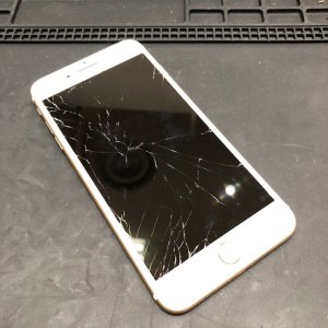 iPhone7Plus フロントパネル交換