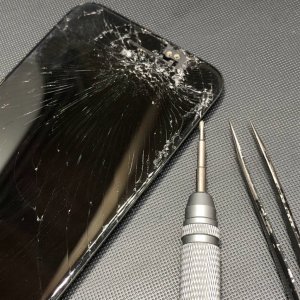 iPhoneSE2 液晶交換