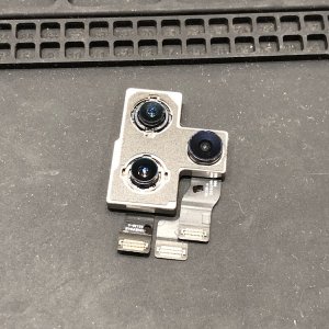 iPhone11ProMax アウトカメラ交換