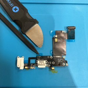 iPhone6SPlus ライトニング交換