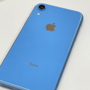 iPhoneXR　起動してもすぐに電源が落ちてしまう…