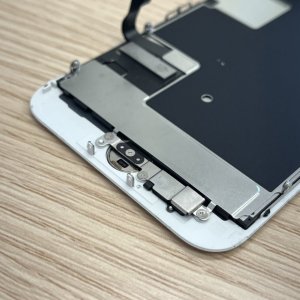 iPhone8 ホームボタン修理