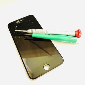 iPhoneSE2 液晶交換