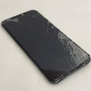 iPhone11Pro　液晶交換