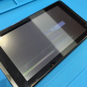 Nintendo Switch（ニンテンドースイッチ）液晶交換