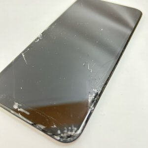 iPhone 11 液晶交換