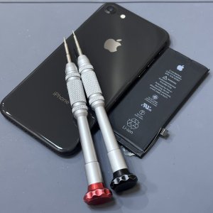 iPhone8　バッテリー交換