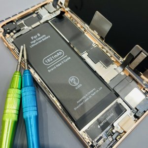 iPhone8 バッテリー交換修理