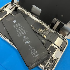 iPhoneSE2 バッテリー交換