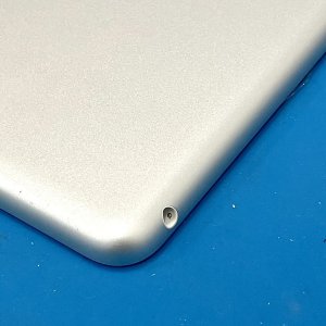 iPad（８世代目） イヤホンジャック修理