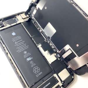 iPhone8 バッテリー交換