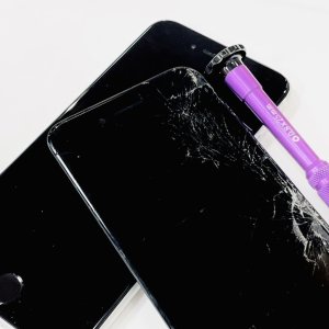 iPhone8 液晶交換修理