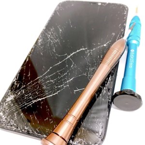 iPhone11 フロントパネル交換