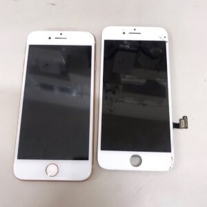 iPhone８　パネル交換