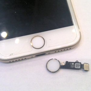 iPhone7 ホームボタン修理