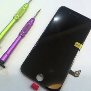 iPhoneSE3液晶交換