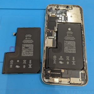 iPhone 12ProMax(アイフォン12プロマックス)バッテリー交換
