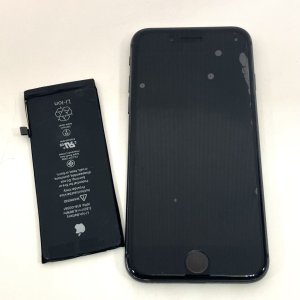 iPhone8 バッテリー交換