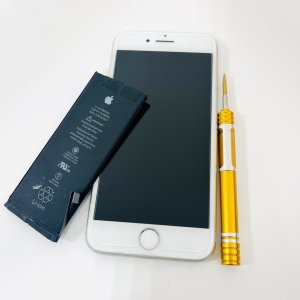 iPhone8 バッテリー交換修理