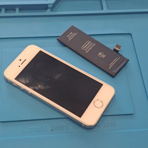 iPhone8 アイフォン8 バッテリー交換