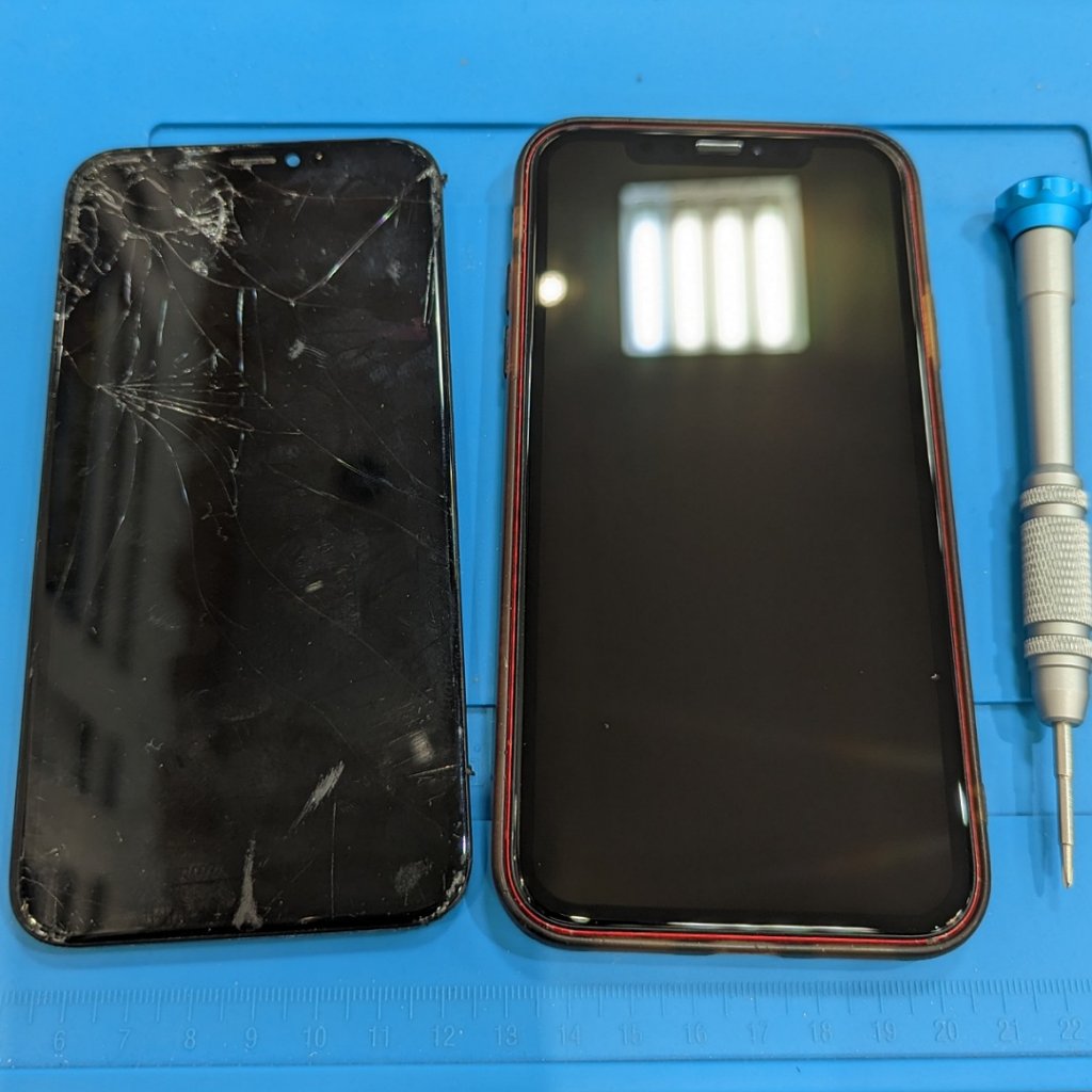 iPhoneXR(アイフォンXR)フロントパネル交換