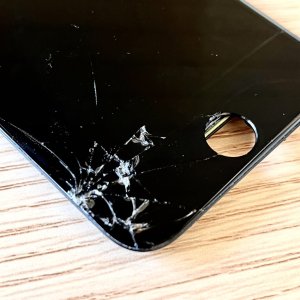 iPhoneSE2 パネル交換