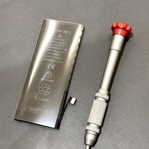 iPhoneSE3 バッテリー交換